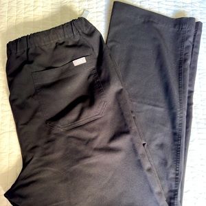 Figs size medium black Pisco cargo scrub pants men’s